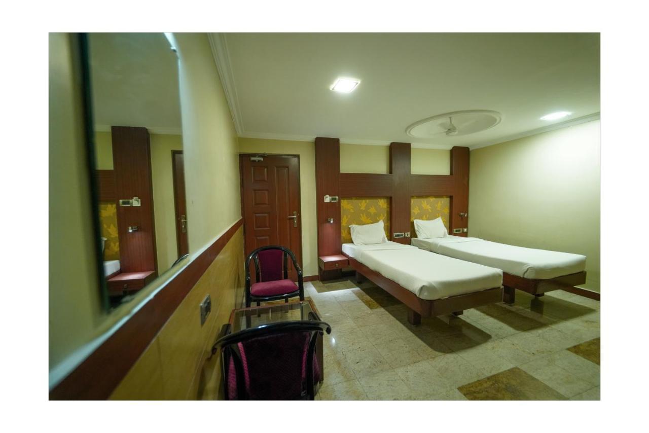 Готель Everestparkresidency Tiruchirappalli Екстер'єр фото