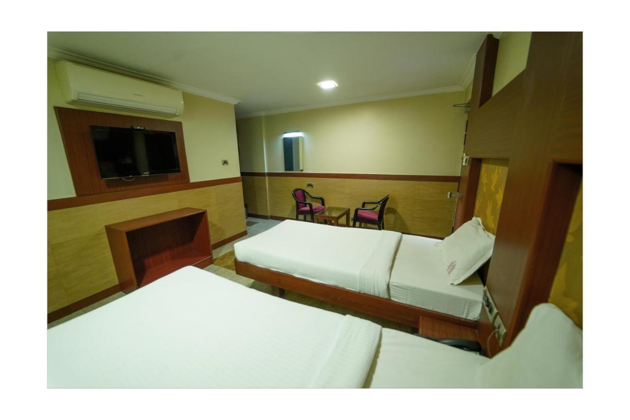 Готель Everestparkresidency Tiruchirappalli Екстер'єр фото