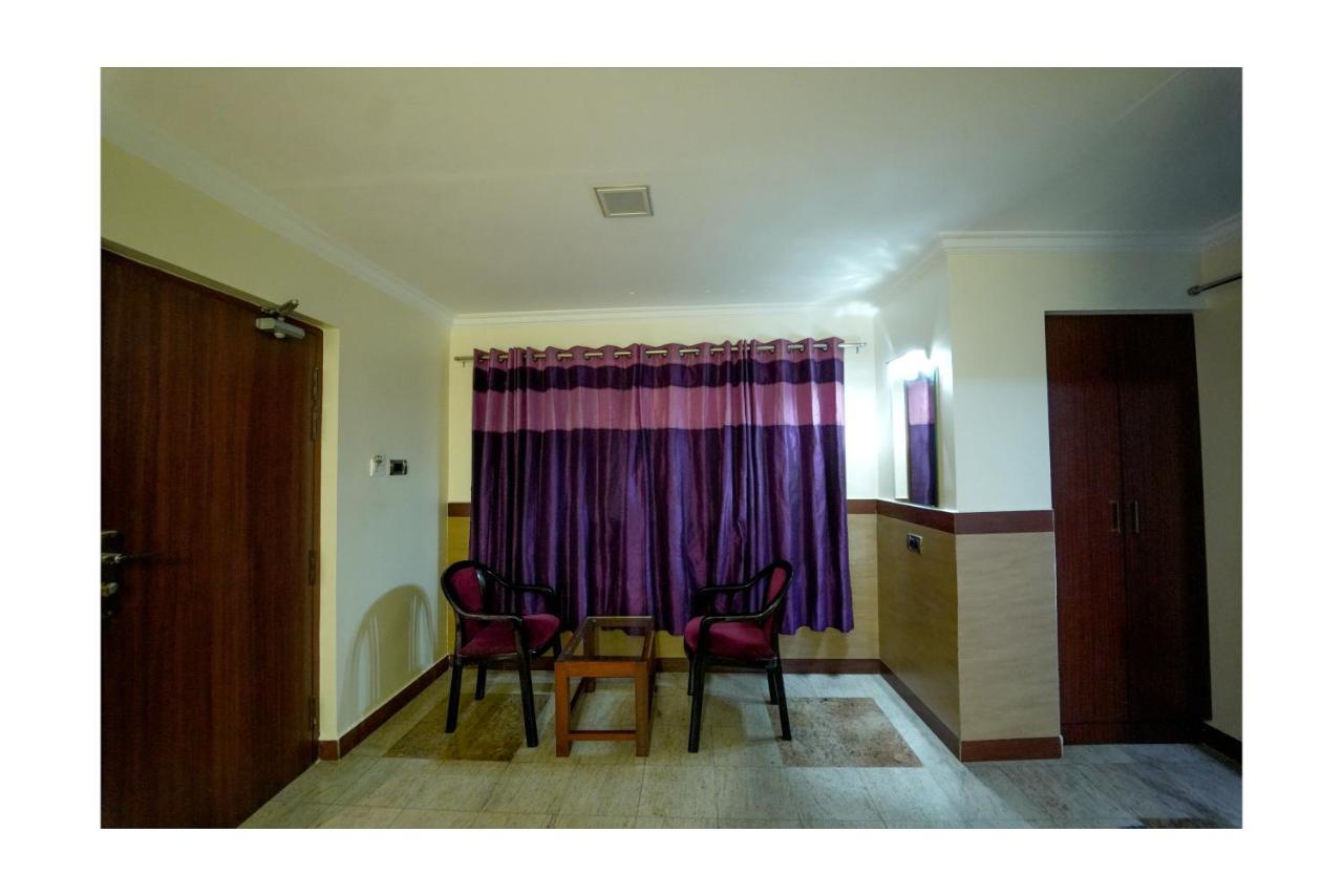 Готель Everestparkresidency Tiruchirappalli Екстер'єр фото