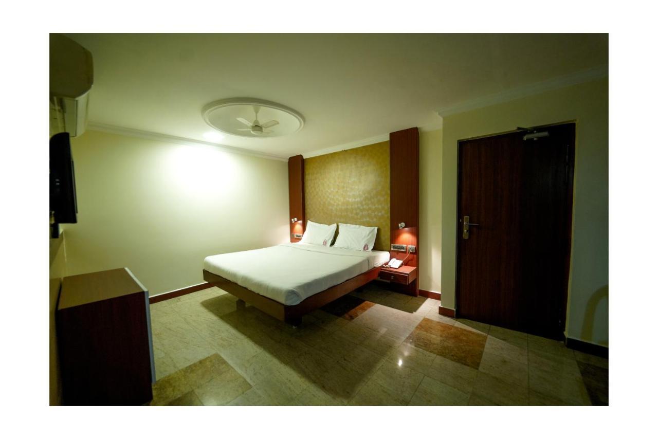 Готель Everestparkresidency Tiruchirappalli Екстер'єр фото