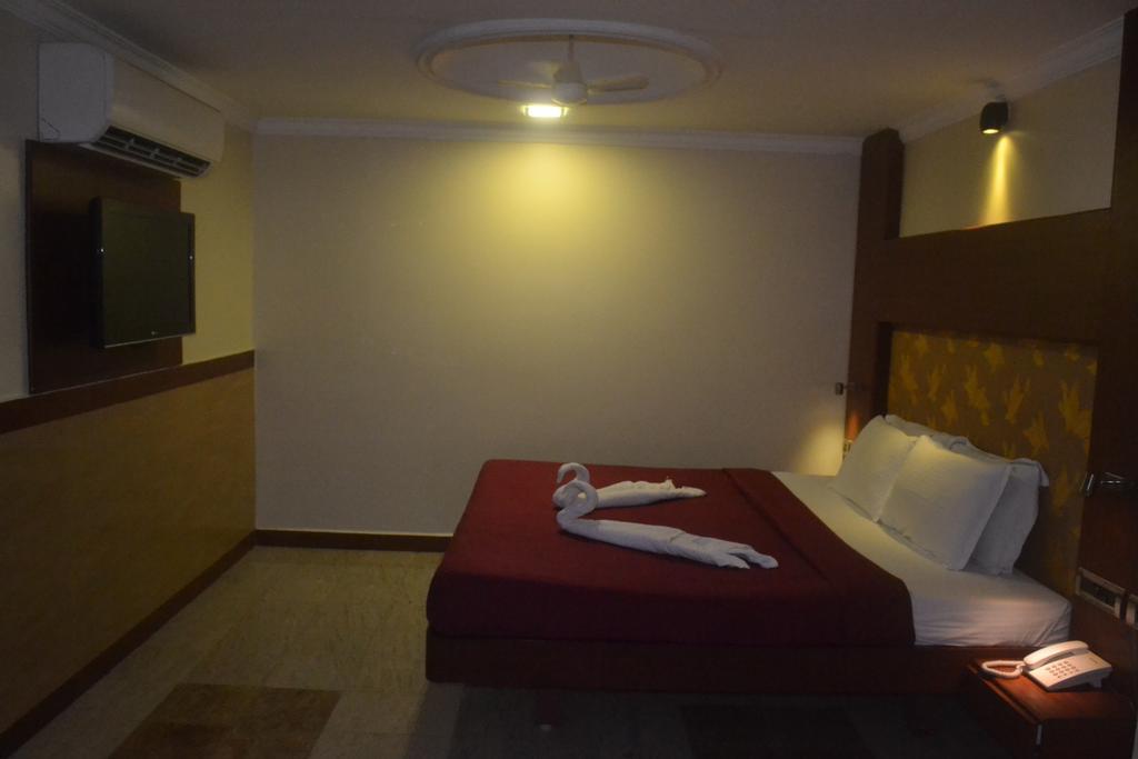 Готель Everestparkresidency Tiruchirappalli Номер фото