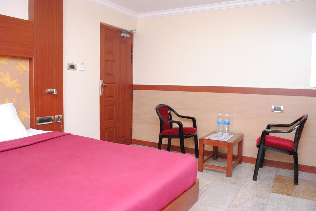Готель Everestparkresidency Tiruchirappalli Номер фото