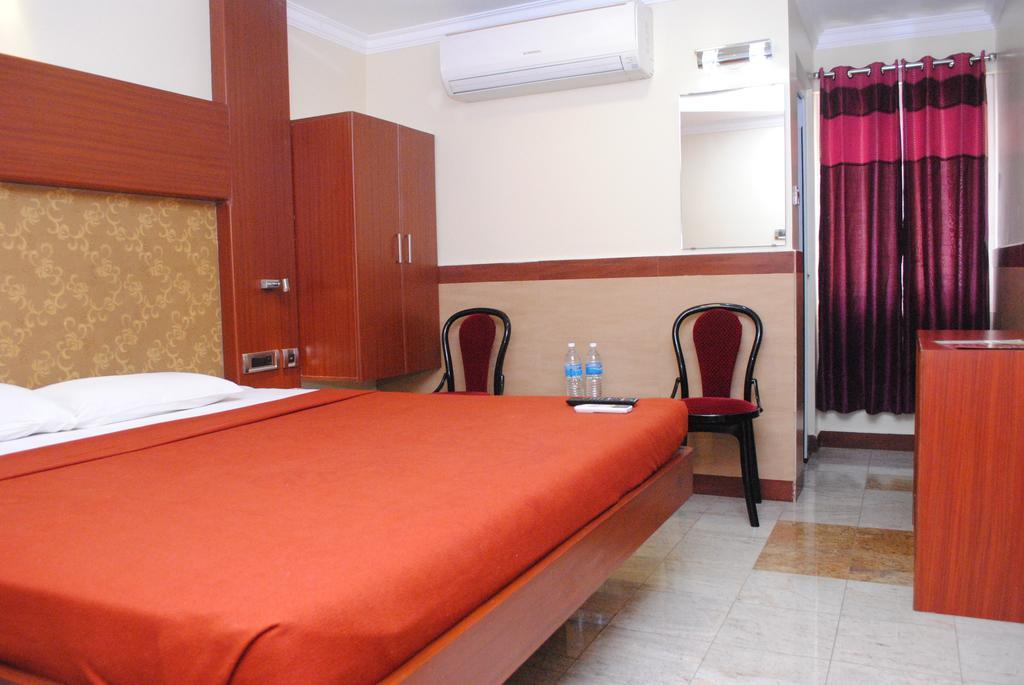 Готель Everestparkresidency Tiruchirappalli Номер фото